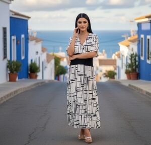 NWOT Fashion Nova Black and White Abstract Short Sleeve Long Tie Front Kimono